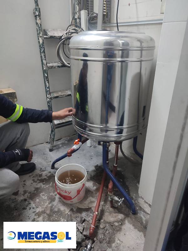 mantenimiento-termas-solares-en-arequipa-caso2